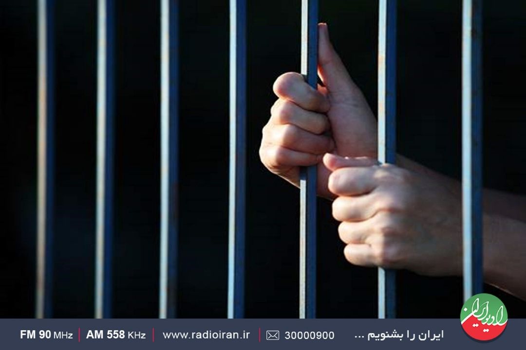 هیچ‌كس پاسخگوی جامعه مدنی نیست