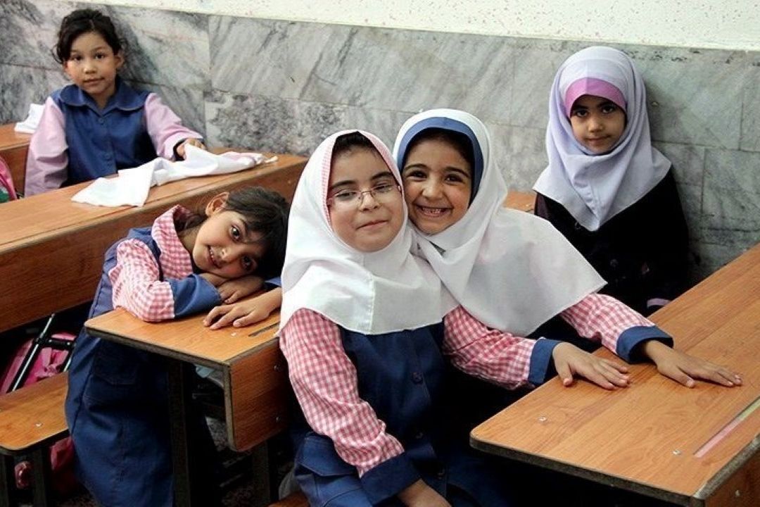 دوستان مدرسه