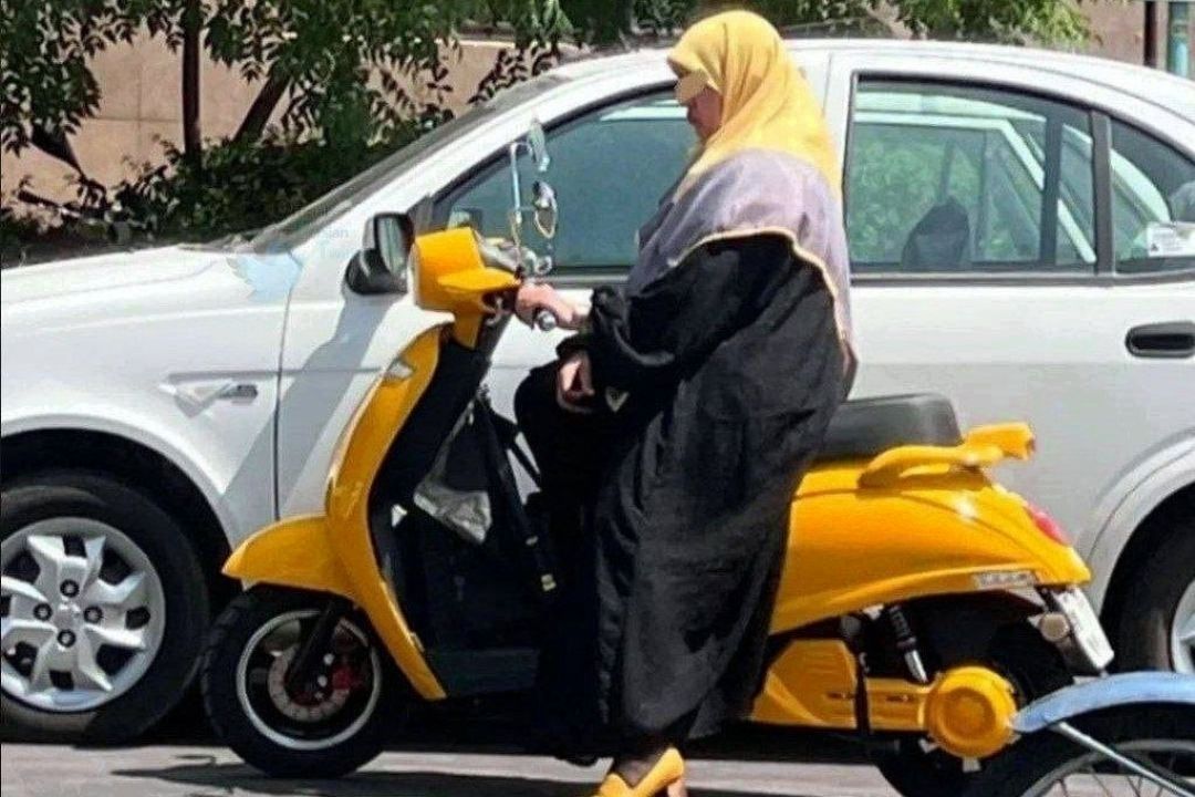  موتورسواری زنان؛ نقض آشكار قانون
