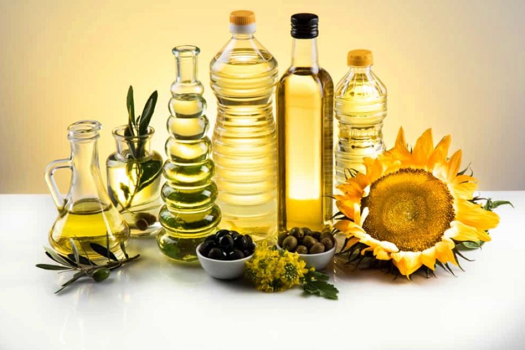روغن‌هایی از دل خاك؛ بررسی فناوری تولید روغن خوراكی با میكروارگانیسم‌ها در رادیو سلامت