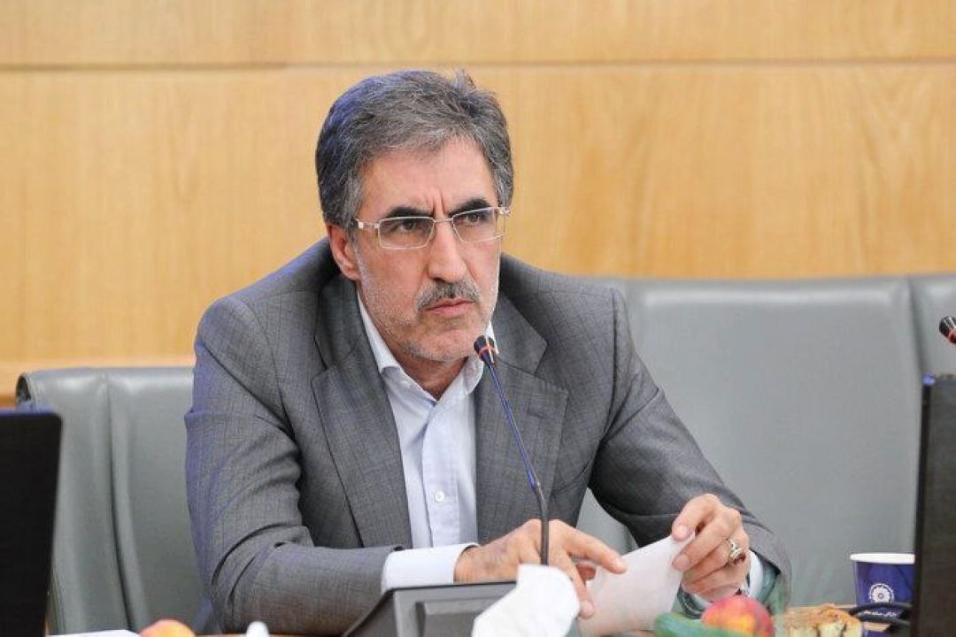 به جای تشویق، دست وپای صادركننده را بسته‌ایم