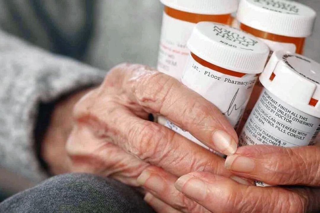 كمبود داروی بیماران خاص؛ پیامد «سردرگمی مدیریتی» در نظام دارویی كشور