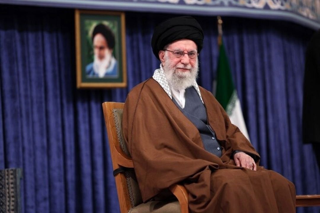 واكنش امام خامنه‌ای به ادعای ترامپ درباره صنعت هسته‌ای ایران: به همین خیال باش!