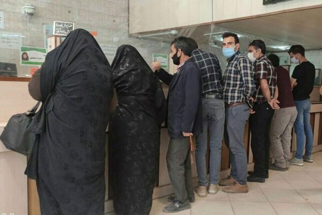  از صف بانك تا ترافیك؛ چالش‌های فرهنگ نوبت‌گیری در جامعه ایرانی