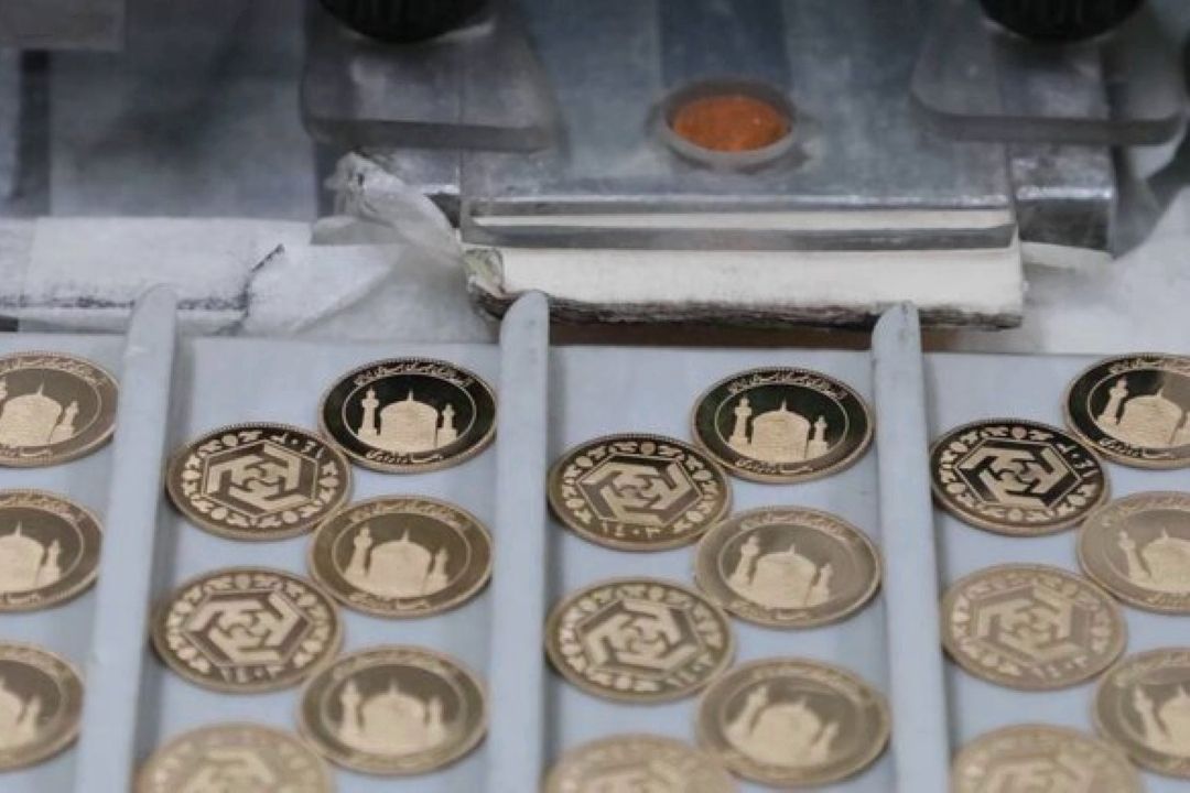 كاهش حباب سكه نیازمند كنترل سفته ‌بازی و رانت است