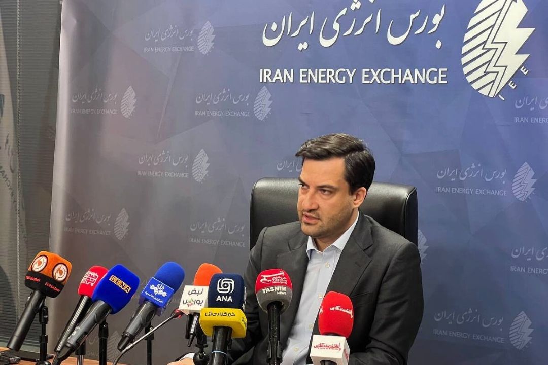  آغاز عرضه آزاد بنزین سوپر در بورس انرژی؛ گامی تازه برای اصلاح سیاست‌های سوخت و رفع ناترازی بازار