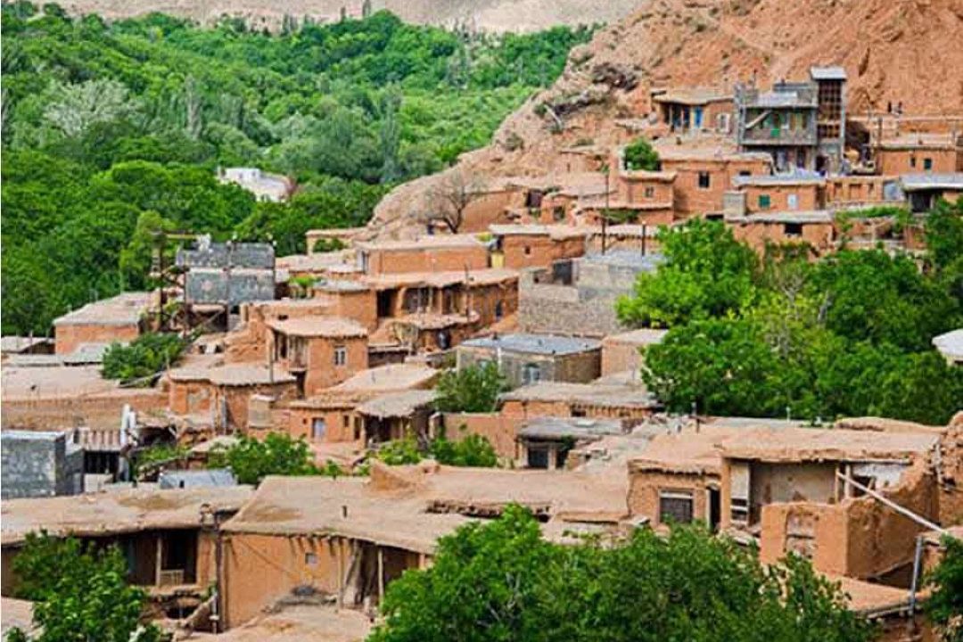 روئین؛ روستای پلكانی و سرزمین چادرشب‌های سنتی در خراسان شمالی