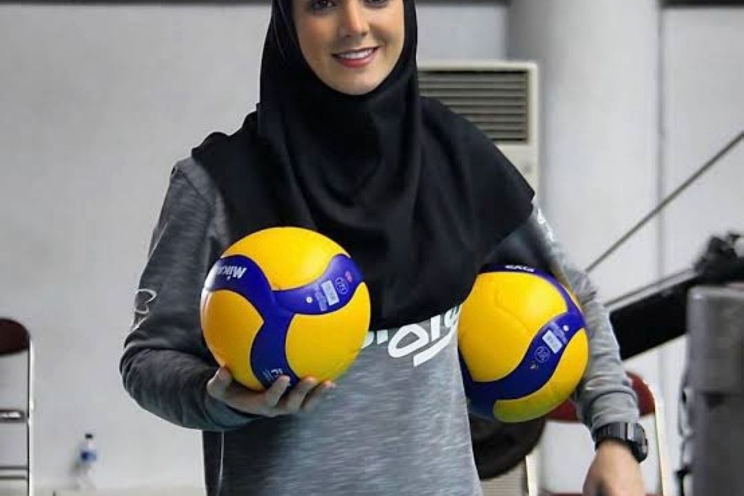 ارزیابی تیم ملی والیبال بانوان ایران در ریاض؛ تأكید آراسته بر استعدادیابی و اردوهای تداركاتی