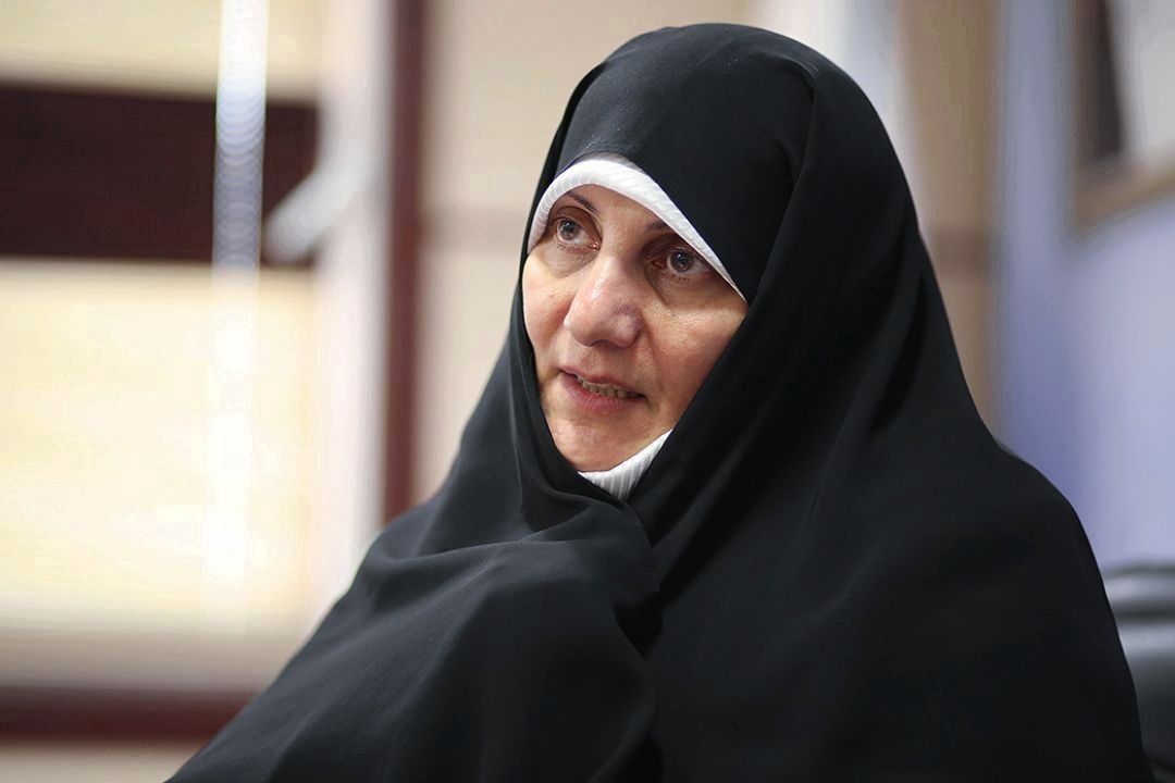 نقش بی‌بدیل زن مسلمان ایرانی در تربیت نسل تمدن‌ساز و پیشرفت‌های علمی-دفاعی كشور