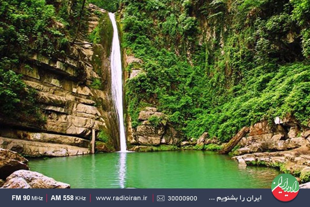 پشت‌صحنه زیر آسمان ایران