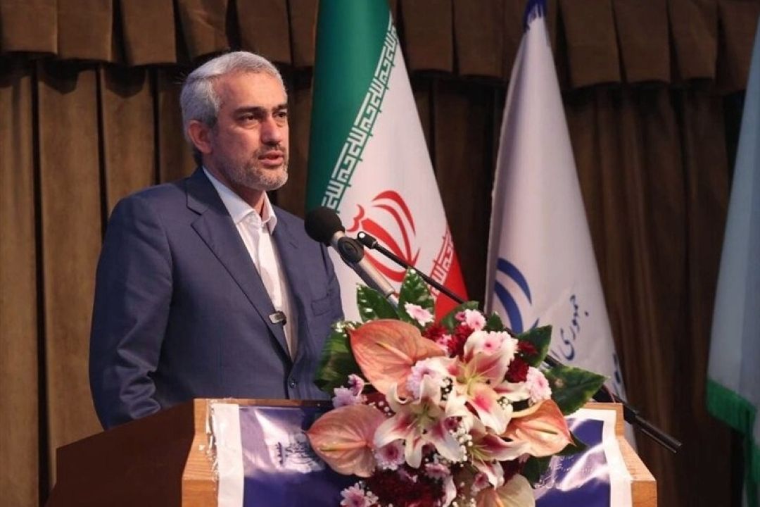 مدنی‌زاده: دولت اقتصاد را رها نكرده است/برنامه 17 بندی برای كنترل تورم، ارز و حمایت از بورس
