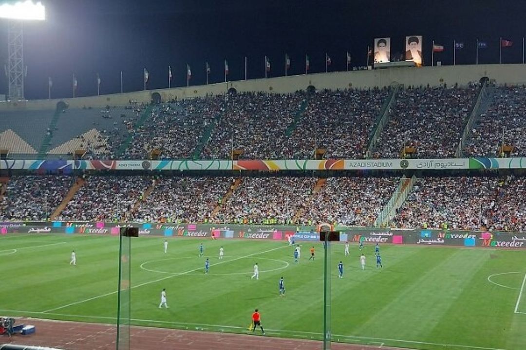 هواداری اجاره‌ای آفت فوتبال ایران/لزوم فرهنگ‌سازی از سكو تا مدیریت باشگاه‌ها