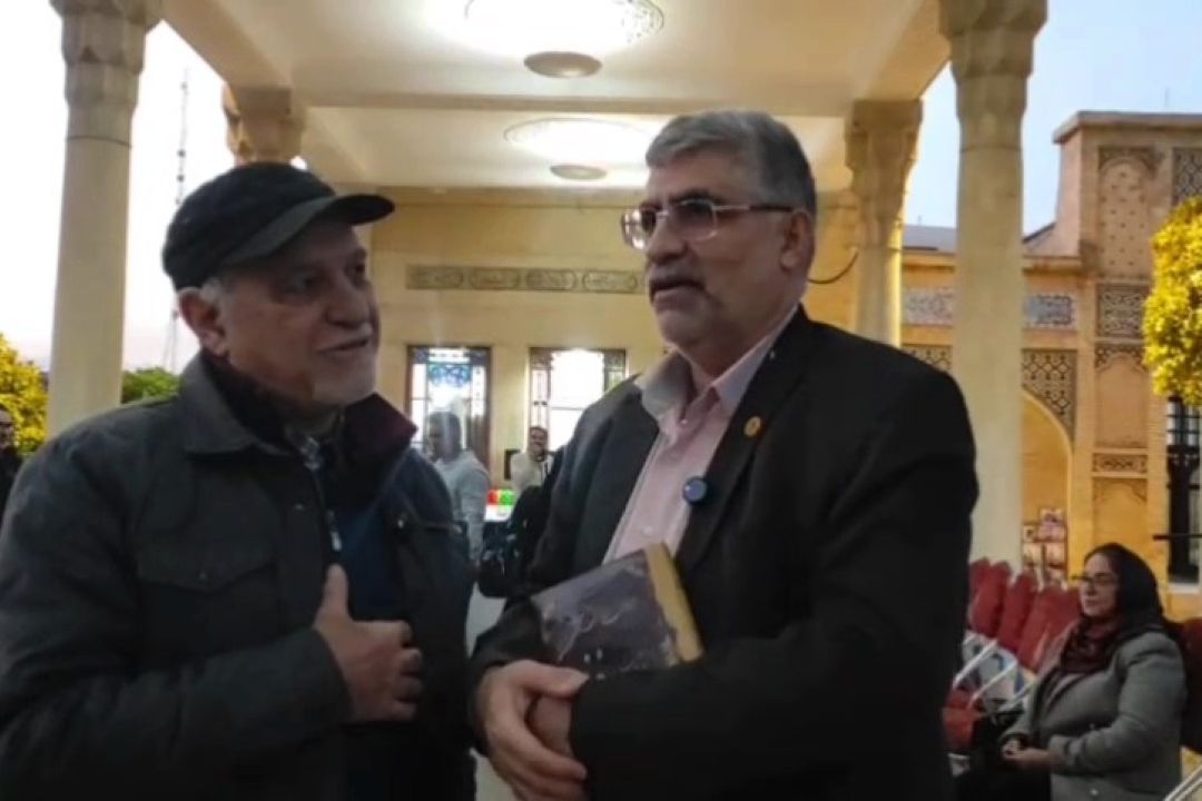 ادای دین مسئولین فرهنگی و هنرمندان به حافظ