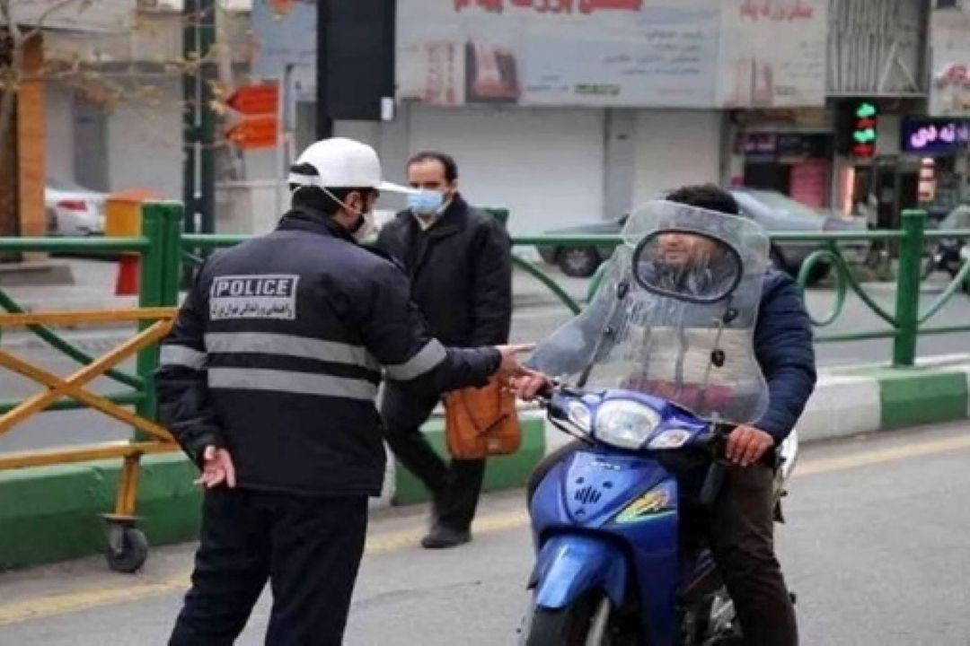 عدم استفاده از كلاه ایمنی؛ دلیل اصلی جریمه موتورسواران در پایتخت