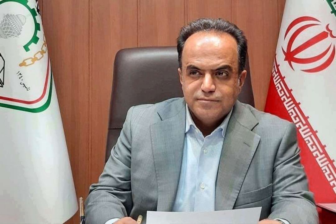 كاهش قیمت طلا و سكه در بازارهای داخلی/ چشم‌انداز افزایشی بازار جهانی