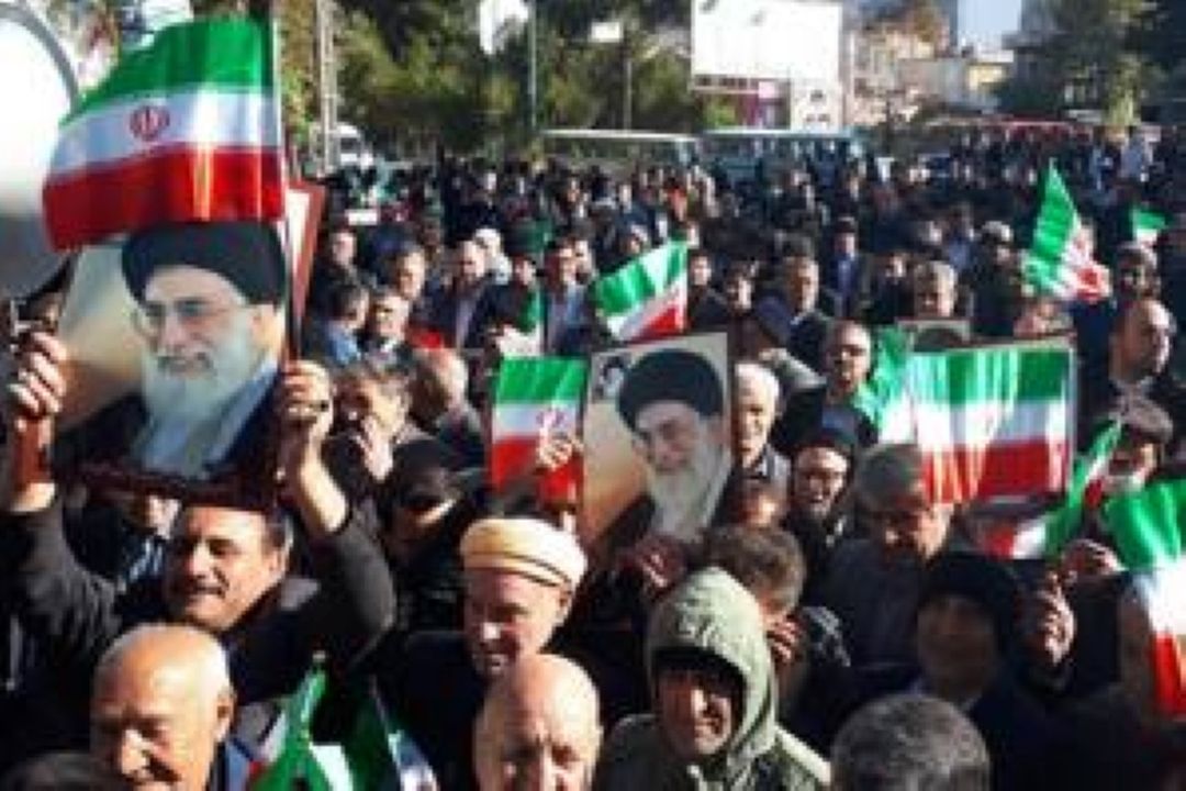 تجمع بزرگ امروز در میدان انقلاب تهران به مناسبت محكومیت اغتشاشات اخیر