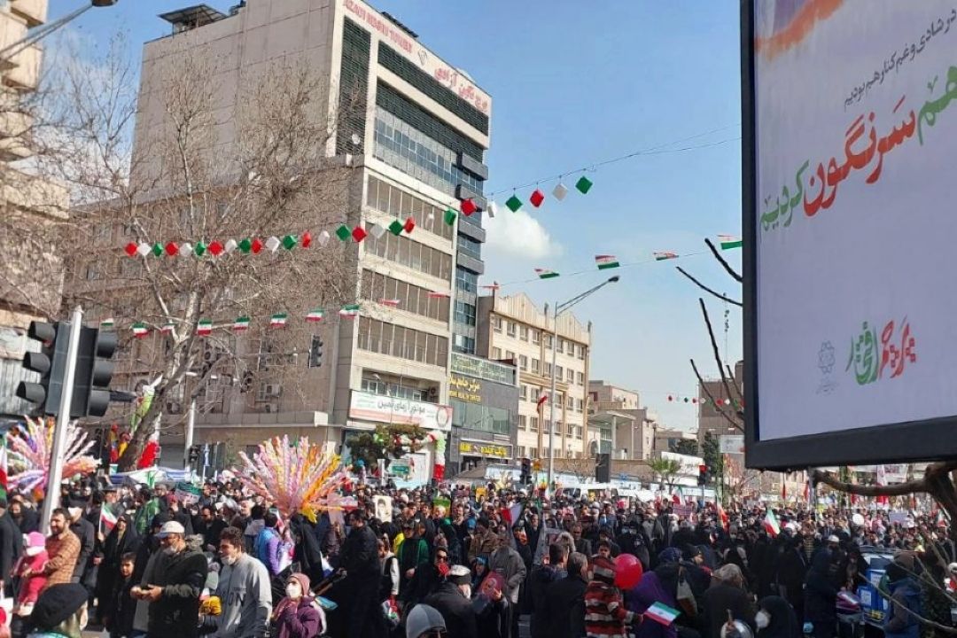 ویژه برنامه «مرز پرگهر» روی موج سلامت/ انعكاس خروش حماسی ایرانیان در راهپیمایی 22 دی