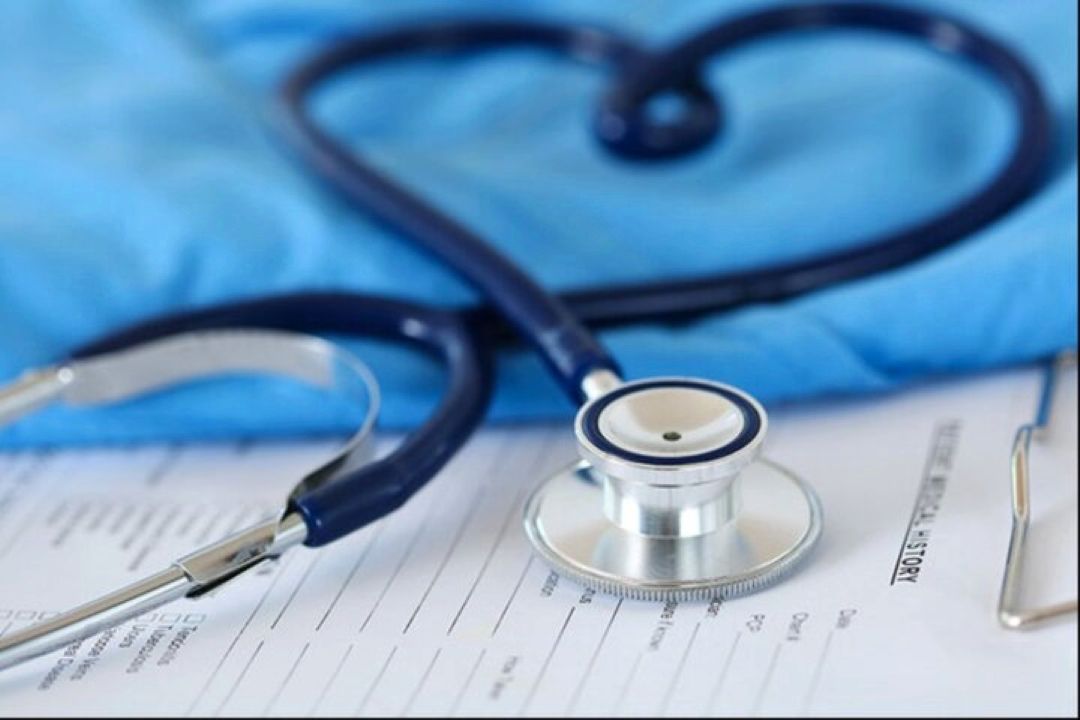 ویزیت پزشكان باید متناسب با جیب مردم باشد