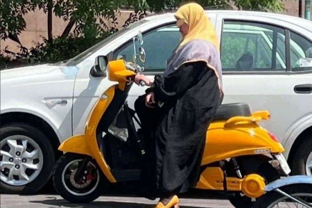 جزئیات صدور گواهینامه موتورسیكلت برای بانوان