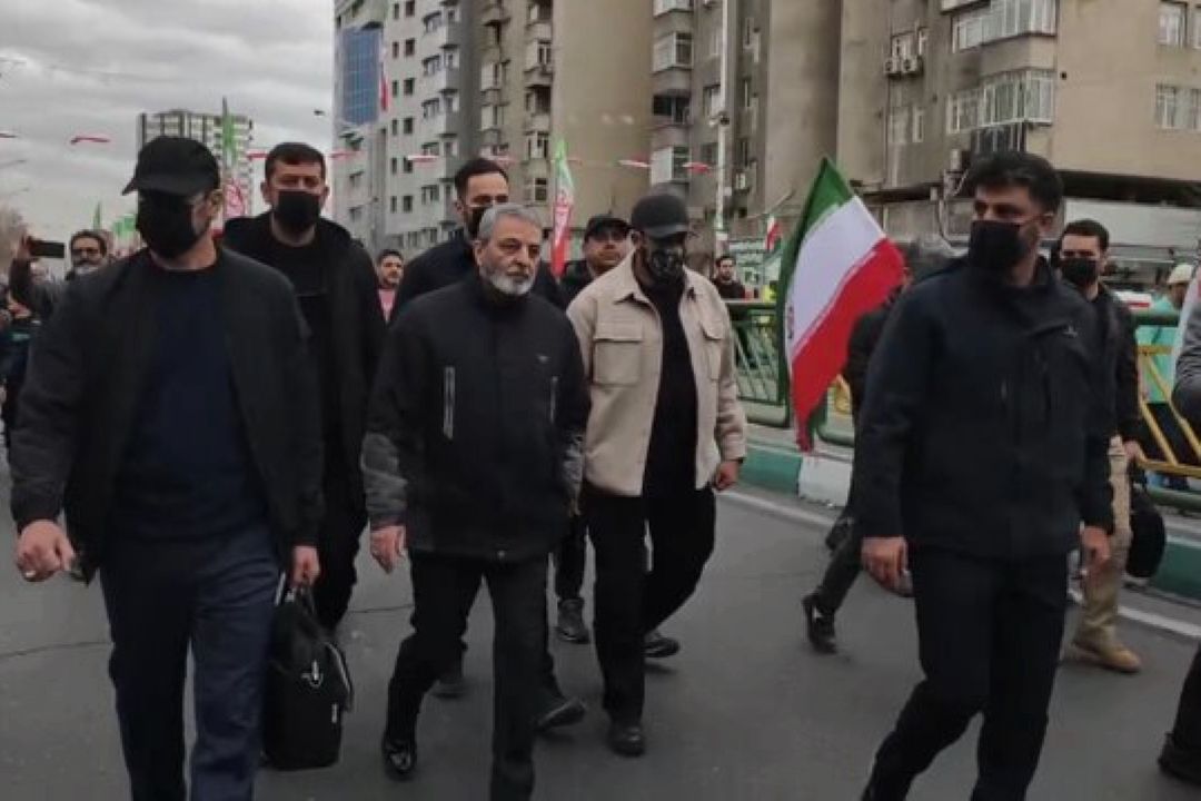 حضور سرلشكر موسوی در راهپیمایی 22 بهمن