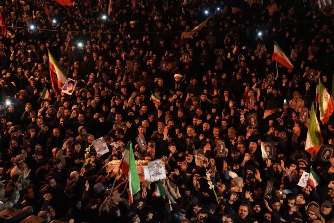 زمان برگزاری مراسم وداع با پیكر رهبر شهید انقلاب به تعویق افتاد