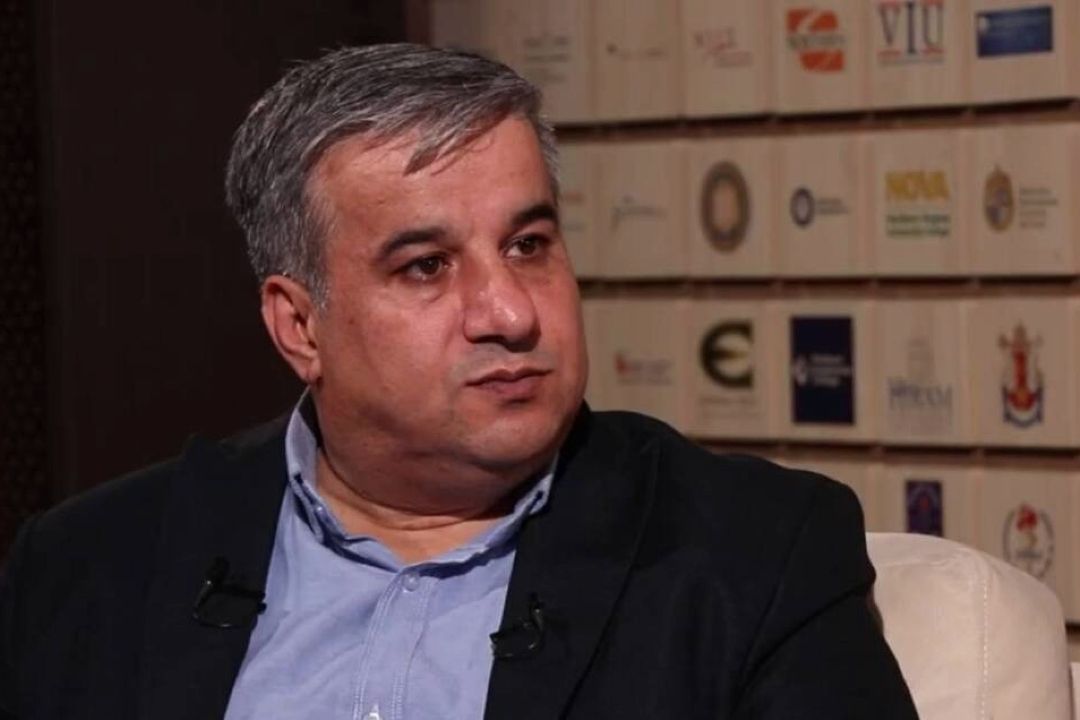 وقتی كلمه‌ها سنگر می‌شوند؛ روایت از پشت آنتن رادیو در روز‌های جنگ