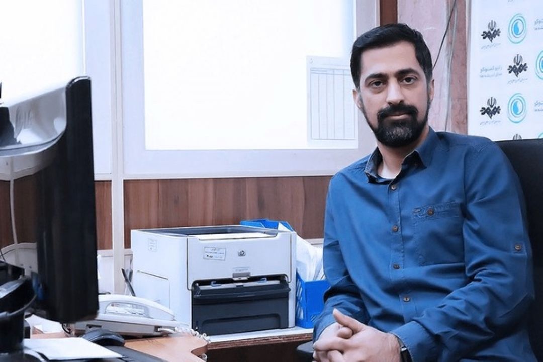 بیعت رسانه‌ای فضای مجازی رادیو گفت‌وگو با رهبر سوم انقلاب