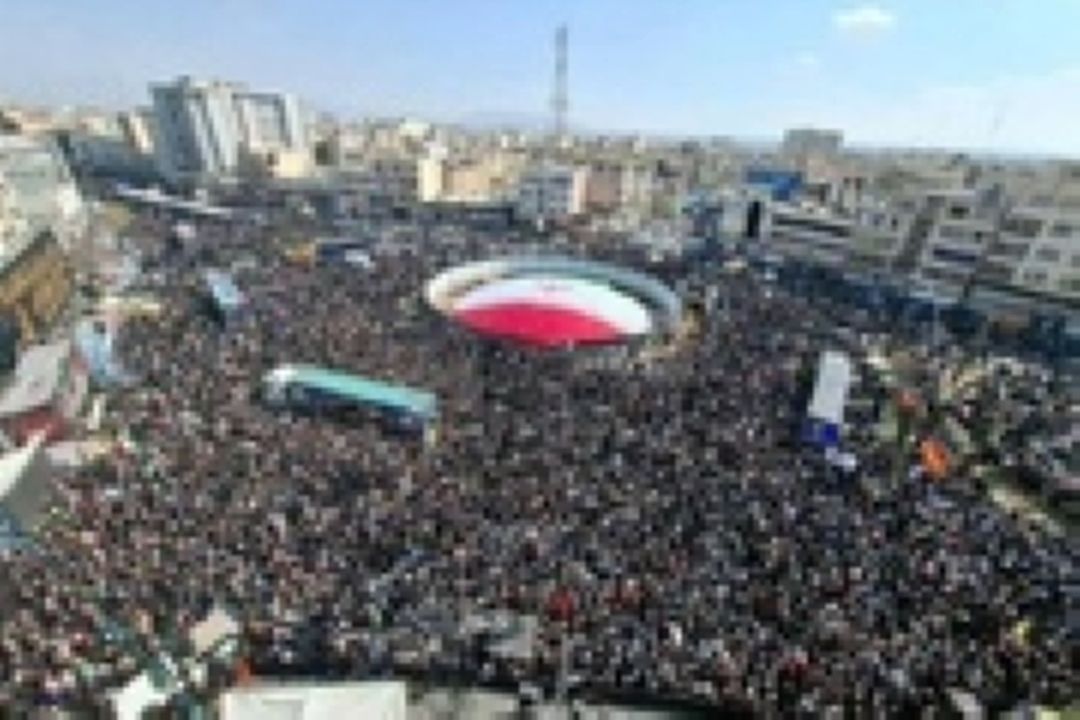 گزارش مراسم تشییع شهدای در خیابان‌های تهران