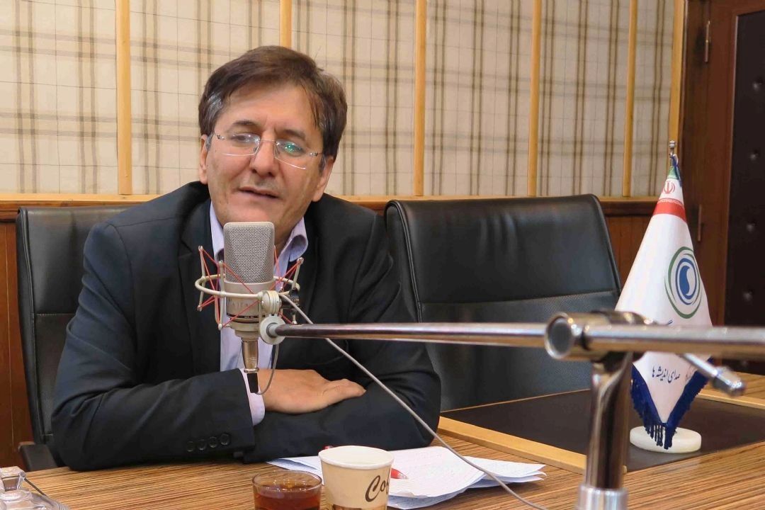  اقتصاد مقاومتی در سایه وحدت ملی رمز عبور از تحریم‌هاست