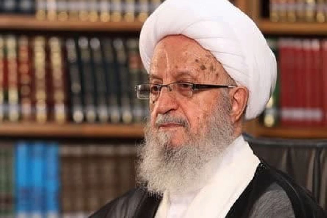 همه مردم با وحدت كلمه، به استقامت خود ادامه دهند