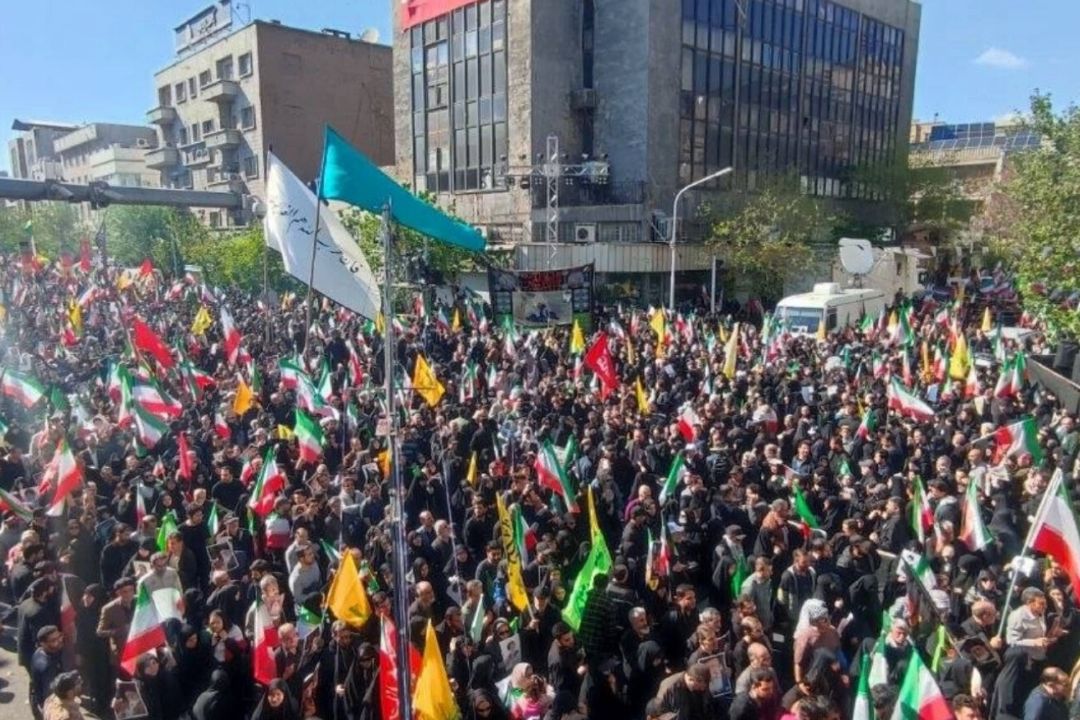 حضور میدانی مردم؛ ابزار بازدارندگی و خنثی كننده پروژه‌ ترس و تفرقه‌افكنی دشمن