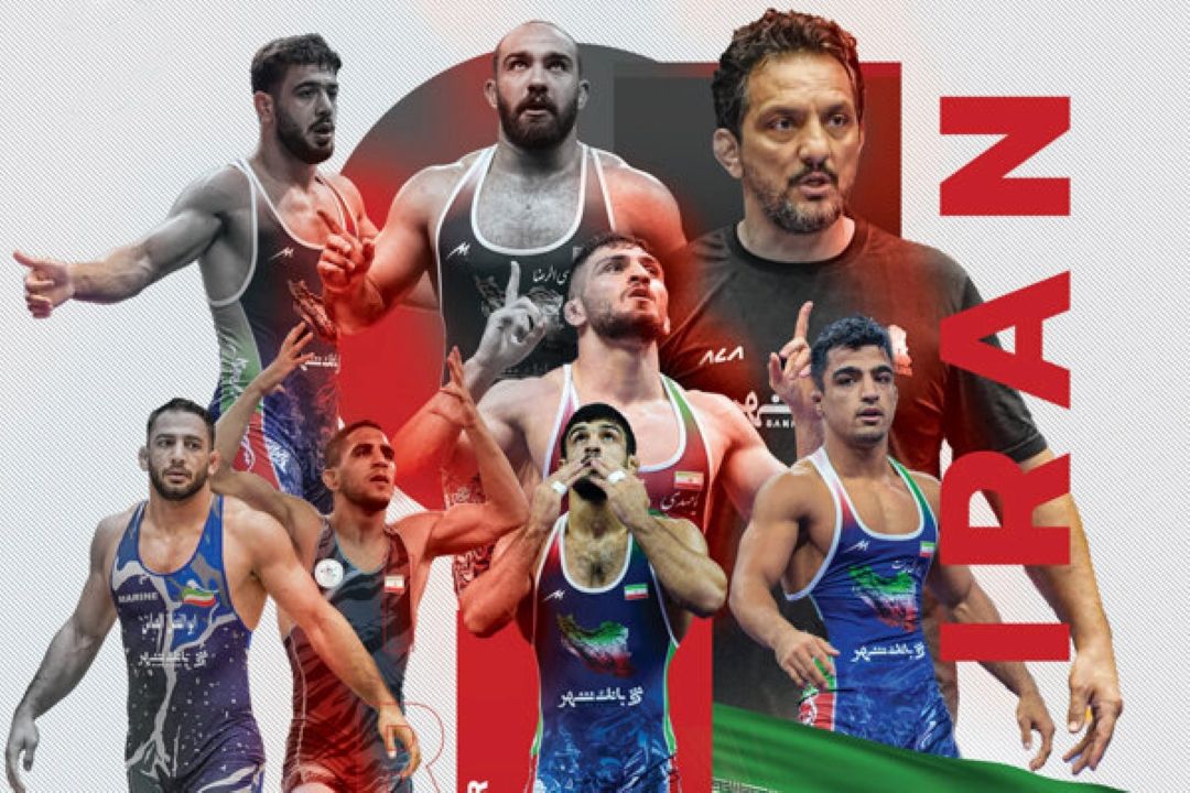 فدراسیون كشتی یك روز تعطیل نبود/اهتزاز پرچم ایران پاسخ به بدخواهان بود