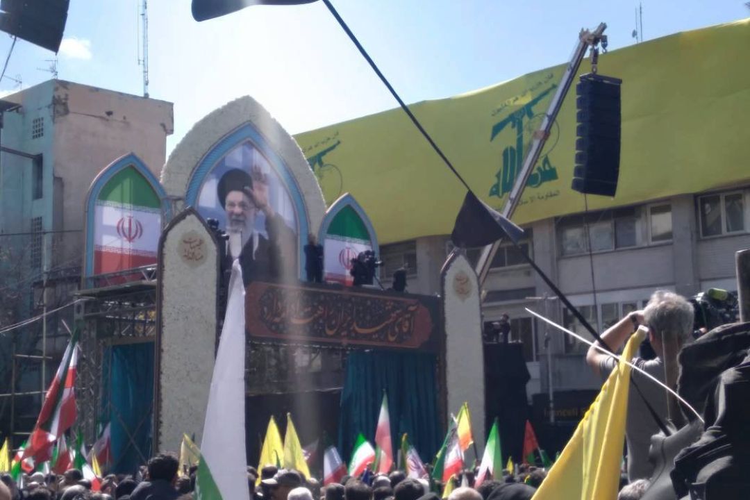 قابی از مراسم چهلمین روز از شهادت رهبر شهیدمان 