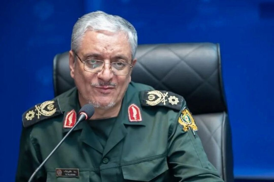 سردار طلایی‌نیك: تنگه هرمز در كنترل كامل ایران است