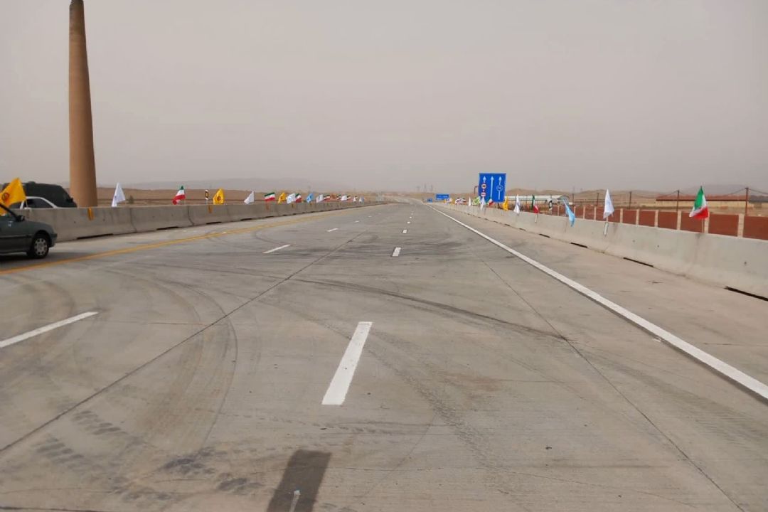 بهره برداری از مرحله نخست قطعه اول آزاد راه شهید سلیمانی در قم
