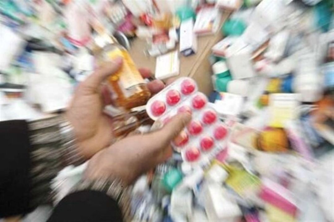 هشدار نسبت به خطر شكل‌گیری بازار سیاه دارو