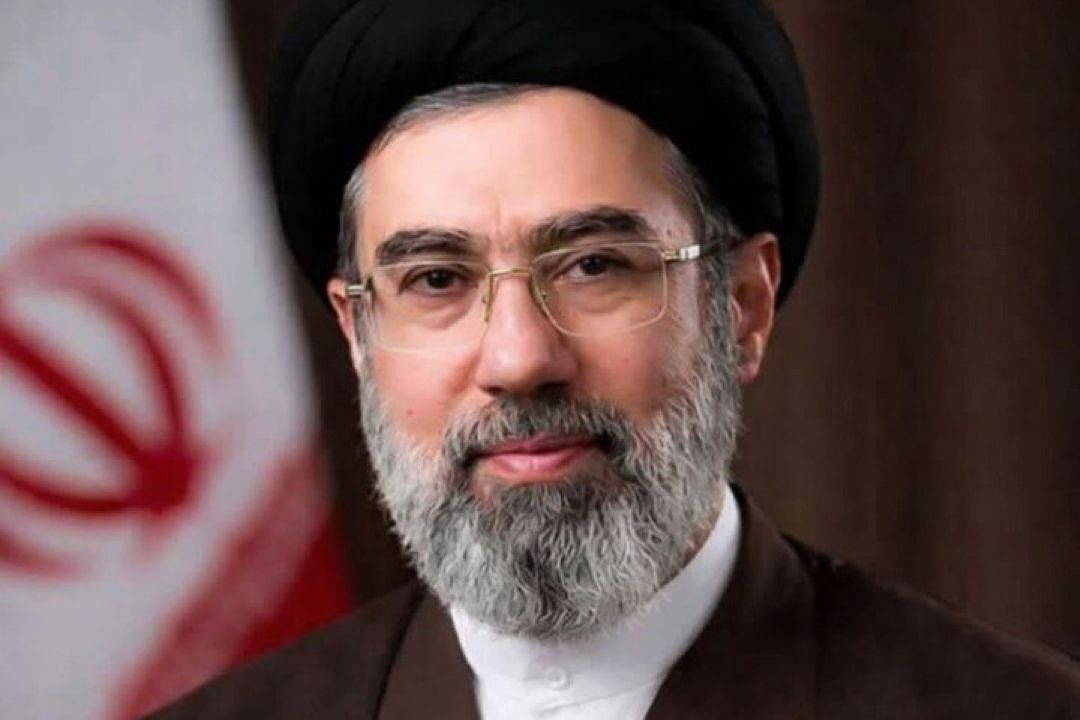 رهبر انقلاب: استمرار قدرت ایران نسبت مستقیمی با افزایش جمعیت دارد