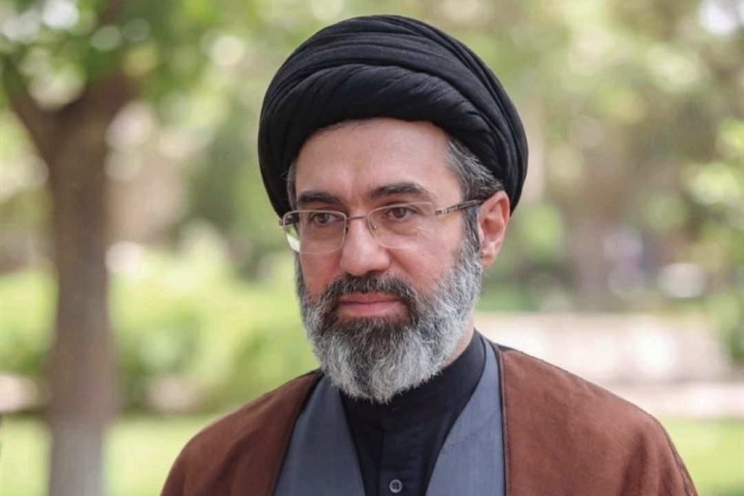 رهبر انقلاب: استمرار قدرت ایران نسبت مستقیمی با افزایش جمعیت دارد