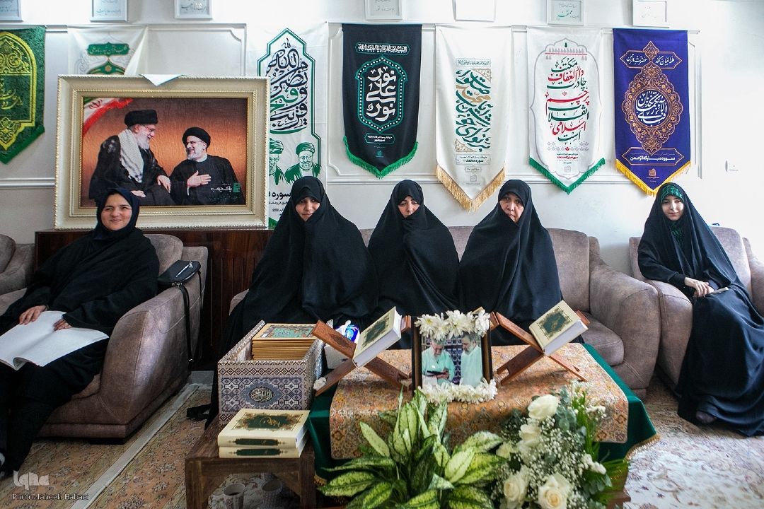 برپایی محفل انس با قرآن در دومین سالگرد شهادت آیت‌الله رئیسی