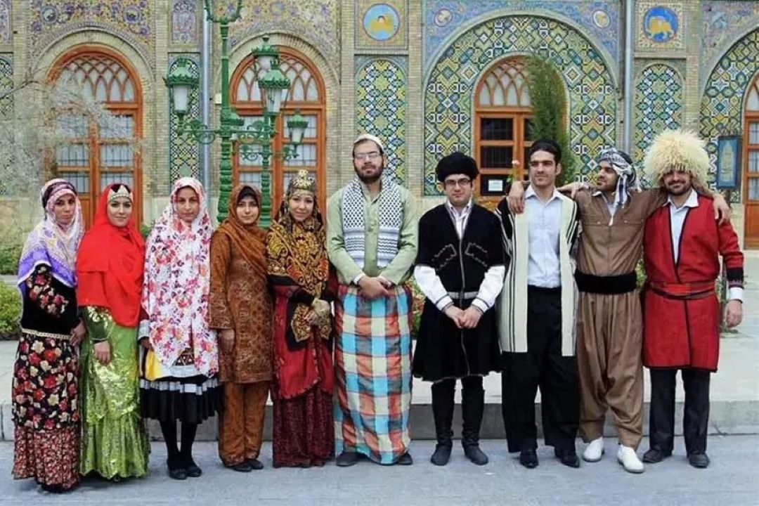  واكاوی جایگاه اقوام در سپهر سیاسی ایران