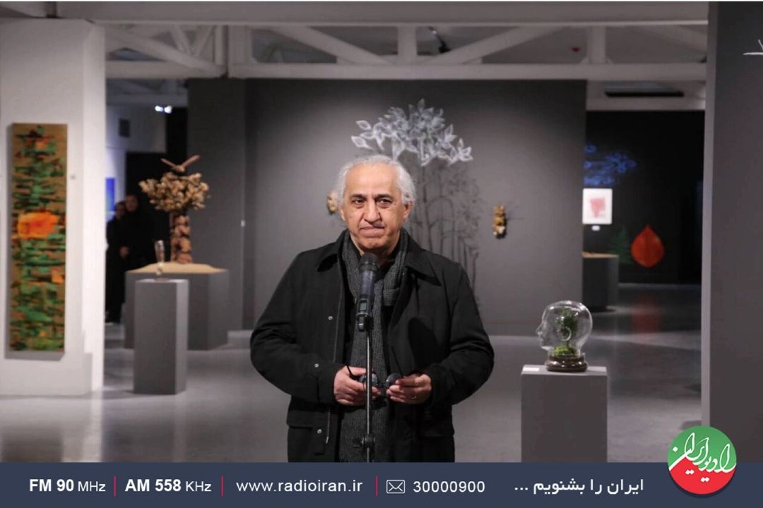 ستایش‌آب نمایشگاهی در ستایش زندگی 