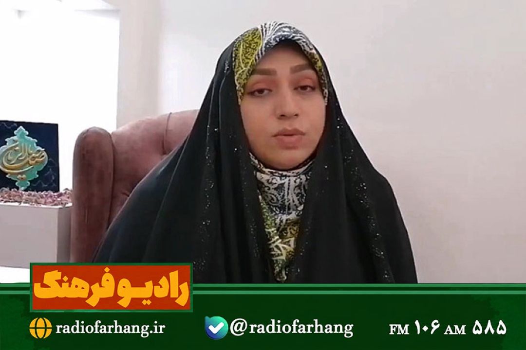 نویسنده « خانم ماه»: تقریظ رهبر شهید بر كتاب‌ها، مدال افتخار نویسندگان است