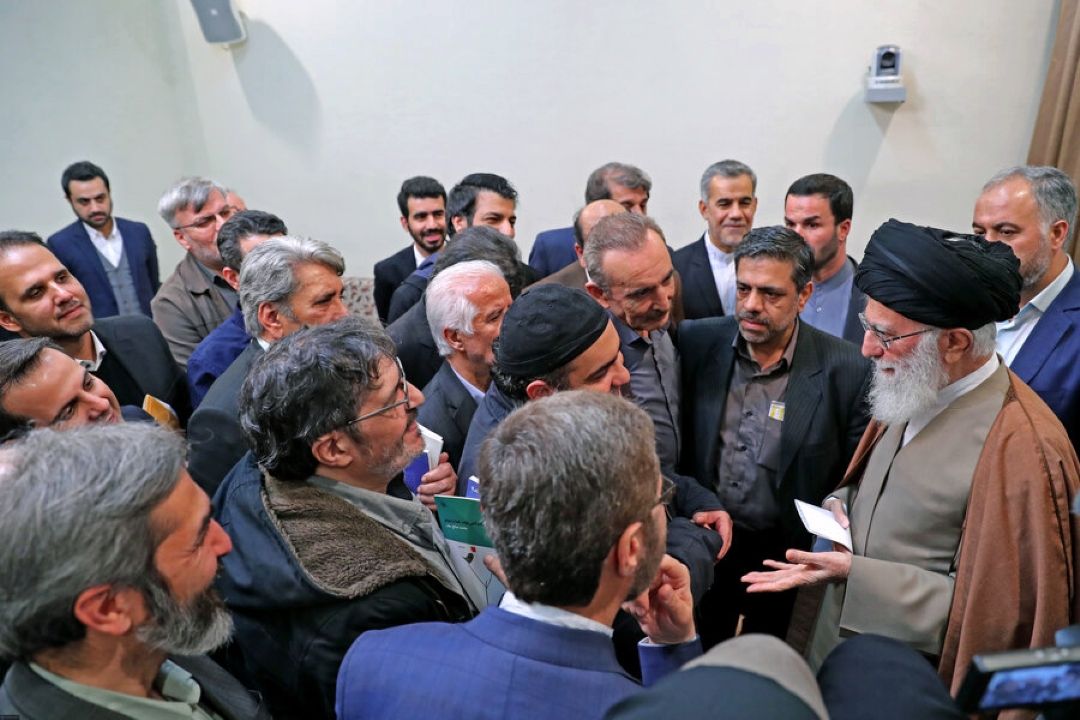 «روایت فراق»؛ روایت دلتنگی هنرمندان برای رهبر شهید در رادیو صبا ‌