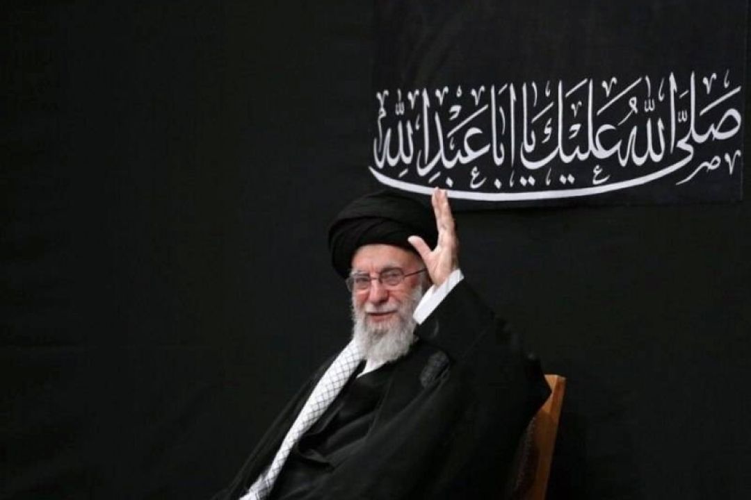 «موج ارغوانی»؛ روایتی شنیدنی از خاطرات و سیره رهبر شهید در رادیو صبا ‌