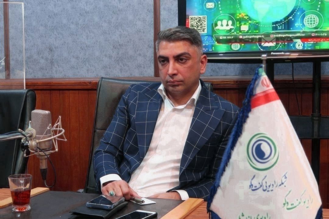 رهبر شهید، اقتصاد مقاومتی را راهبردی برای توسعه پایدار می‌دانستند