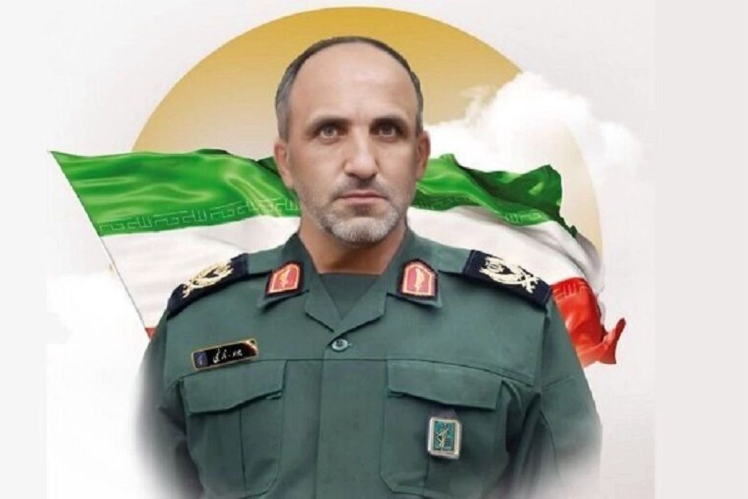 «نیم‌نگاه تا آسمان»؛ روایت سرداری كه خود را سپر یك جوان كرد