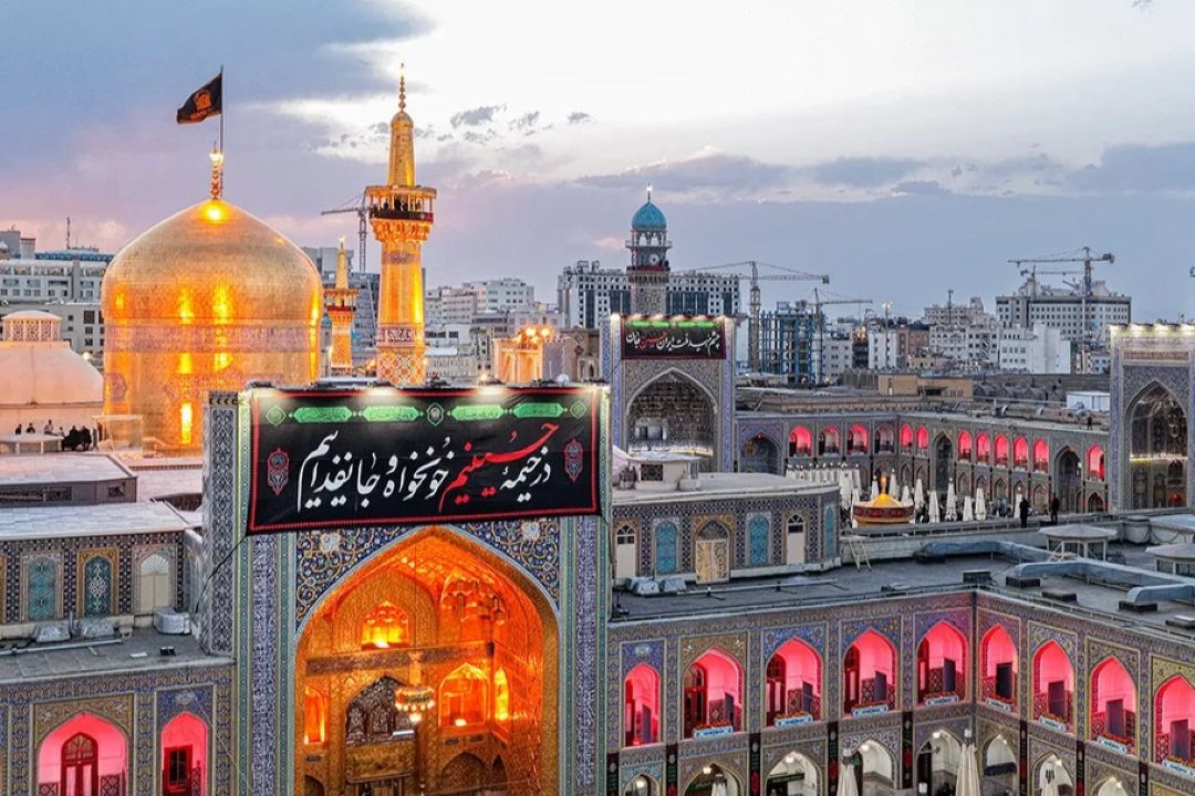 حرم رضوی نماد پیوند انسان با عشق الهی است