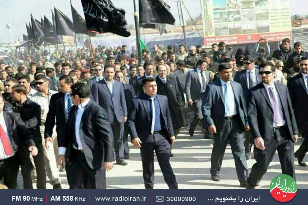 راهپیمایان مسیر را بی‌خستگی طی می‌كنند