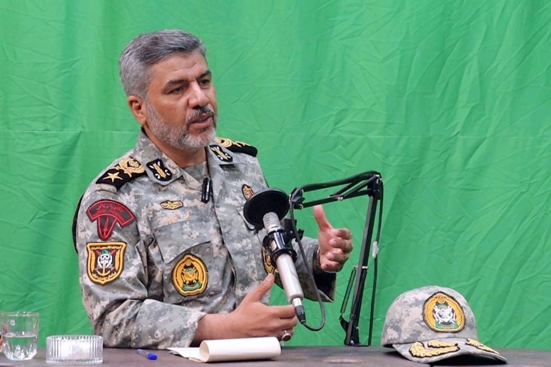 توان رزم ارتش با نوسازی تجهیزات و خوداتكایی دفاعی تقویت می‌شود