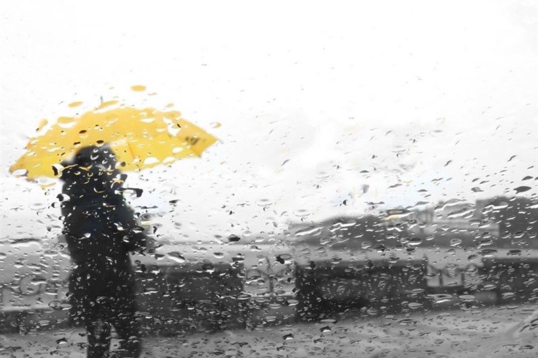 رگبار، صاعقه و وزش باد در شمال غرب و ارتفاعات مركزی ایران